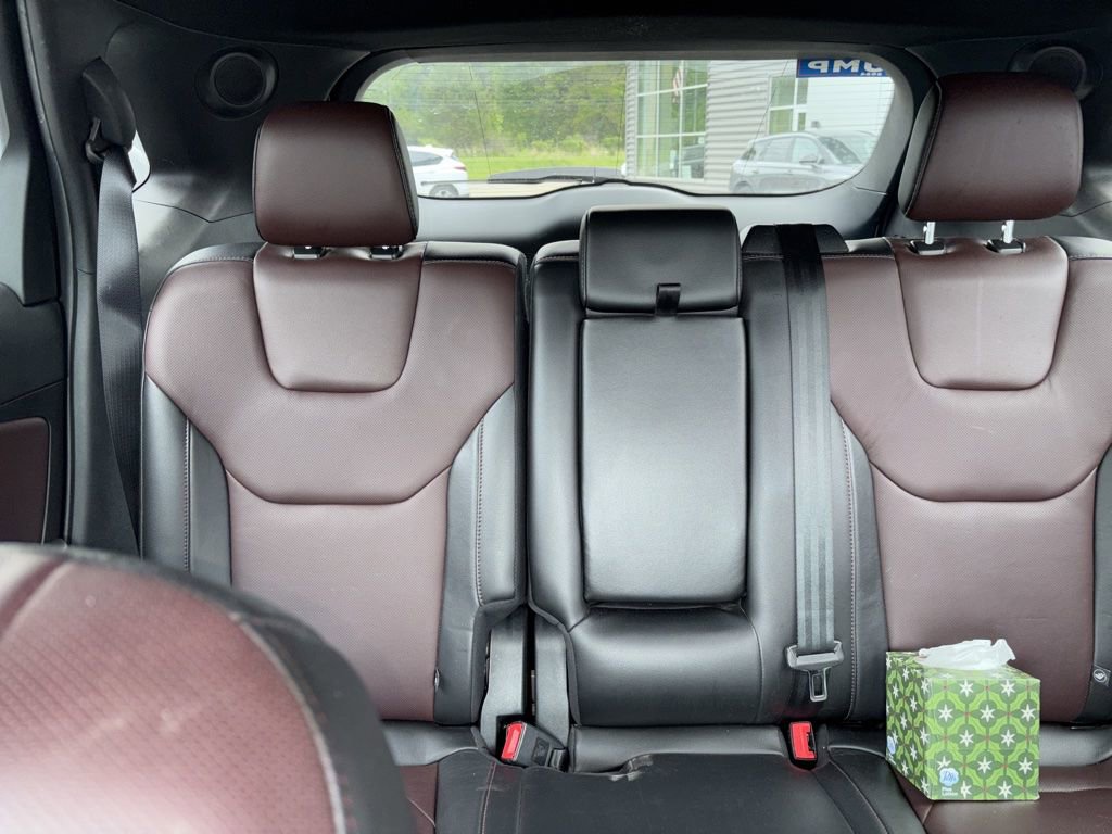 Used 2020 Ford Edge Titanium w/ Equipment Group 301A AWD/4WD image 10