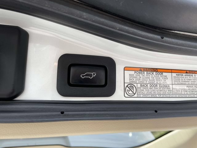 Used 2021 Lexus LX 570 4WD w/ Luxury Package image 20