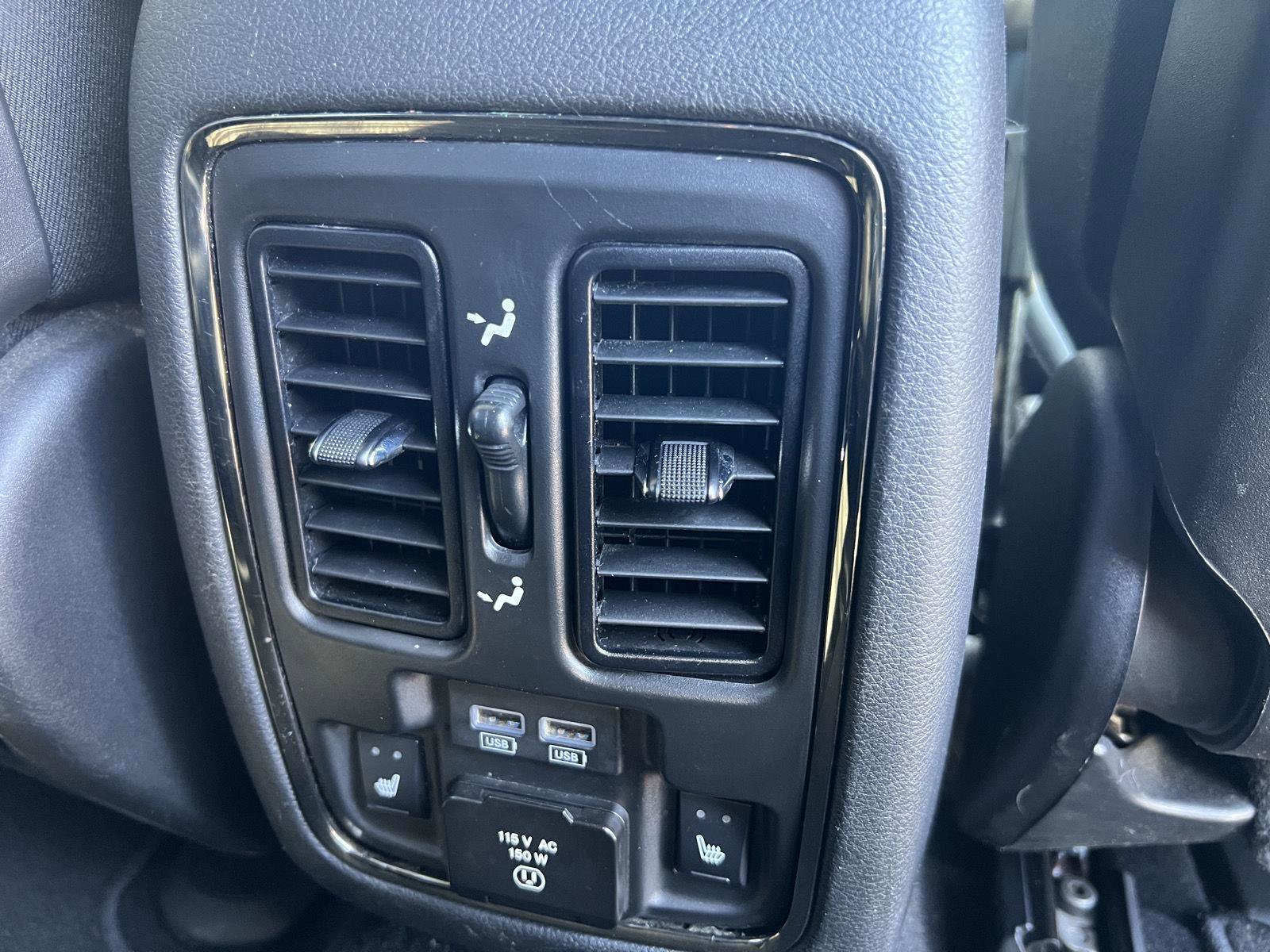 Used 2020 Dodge Durango R/T w/ Technology Group AWD/4WD image 16