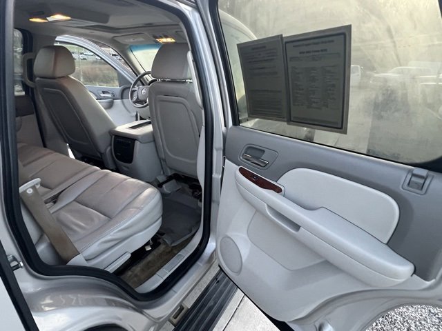 Used 2009 GMC Yukon SLT w/ Suspension Package, Autoride image 27