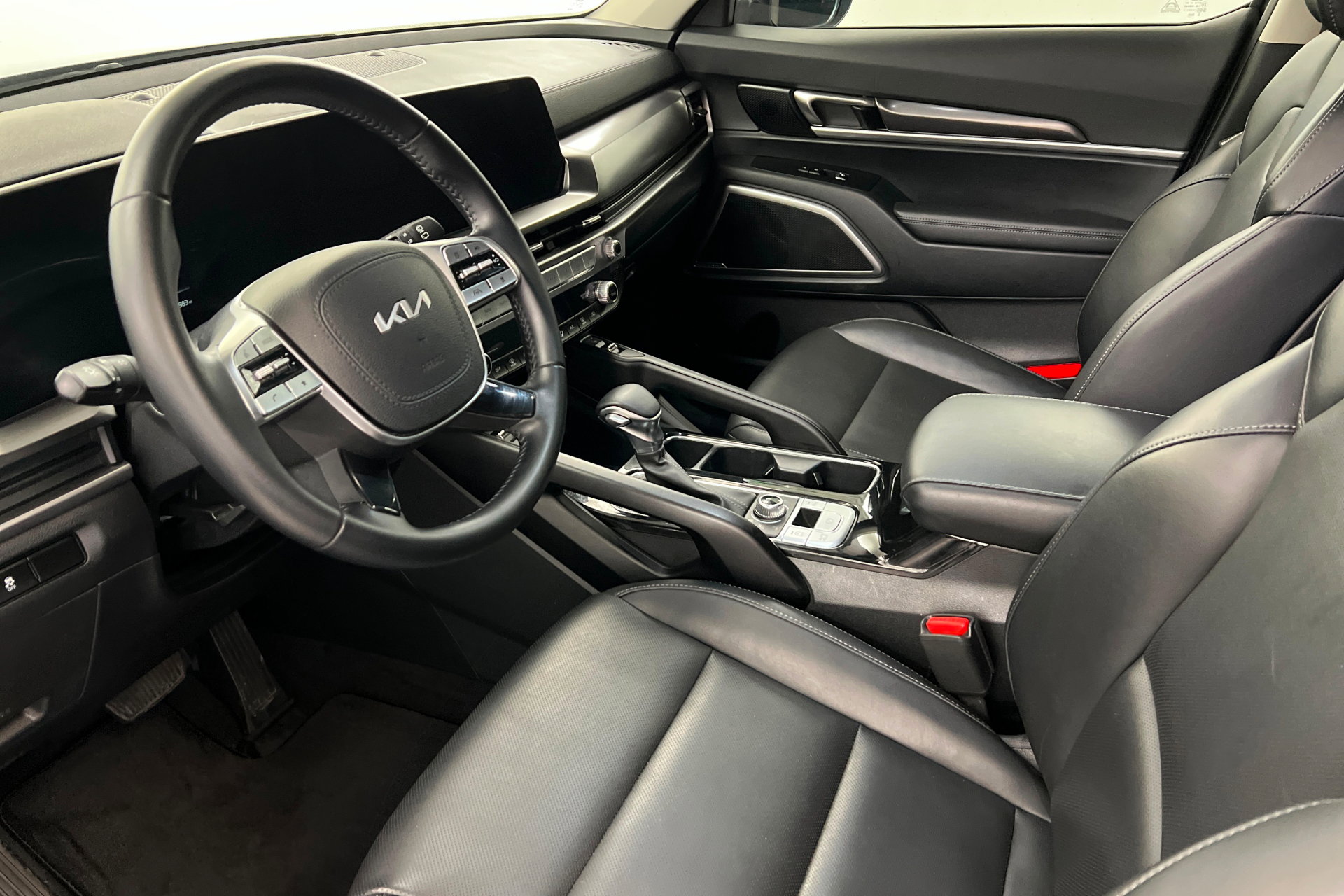 Used 2024 Kia Telluride S w/ S Sunroof Package image 15