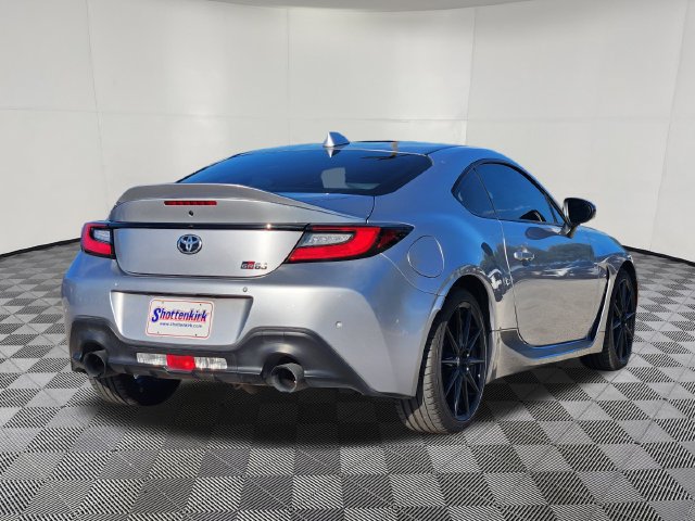Used 2023 Toyota GR86 Premium w/ ALL Weather Mat Package (TMS) RWD image 5