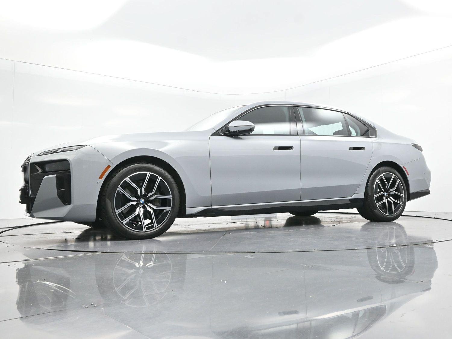 Used 2024 BMW 740i xDrive w/ Premium Package AWD/4WD image 54