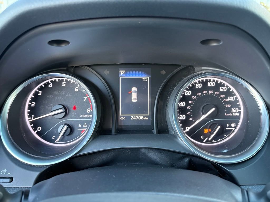 Used 2018 Toyota Camry L image 20