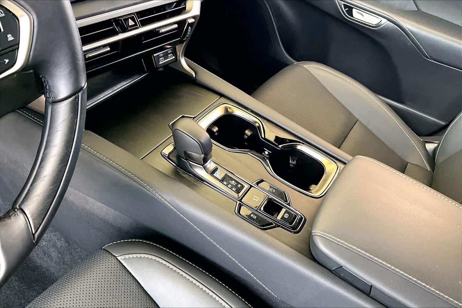 Used 2026 Lexus RX 350 Premium w/ Accessory Package (2T) FWD image 14