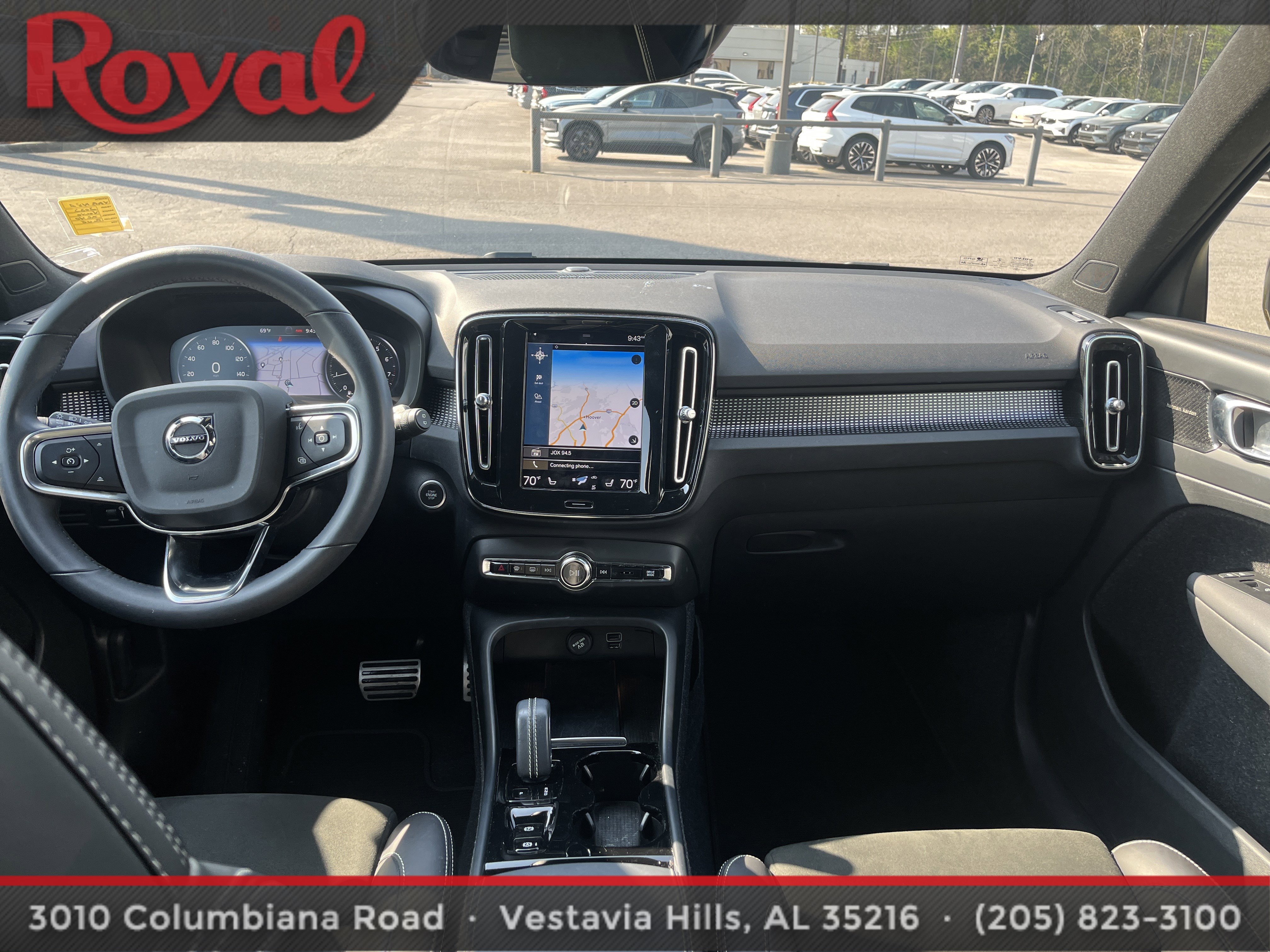 Certified 2022 Volvo XC40 T5 R-Design image 11