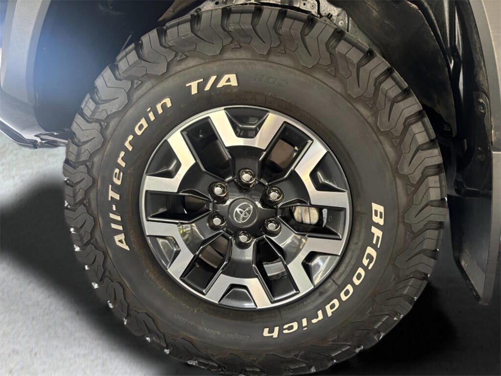 Used 2023 Toyota Tacoma TRD Off-Road image 20
