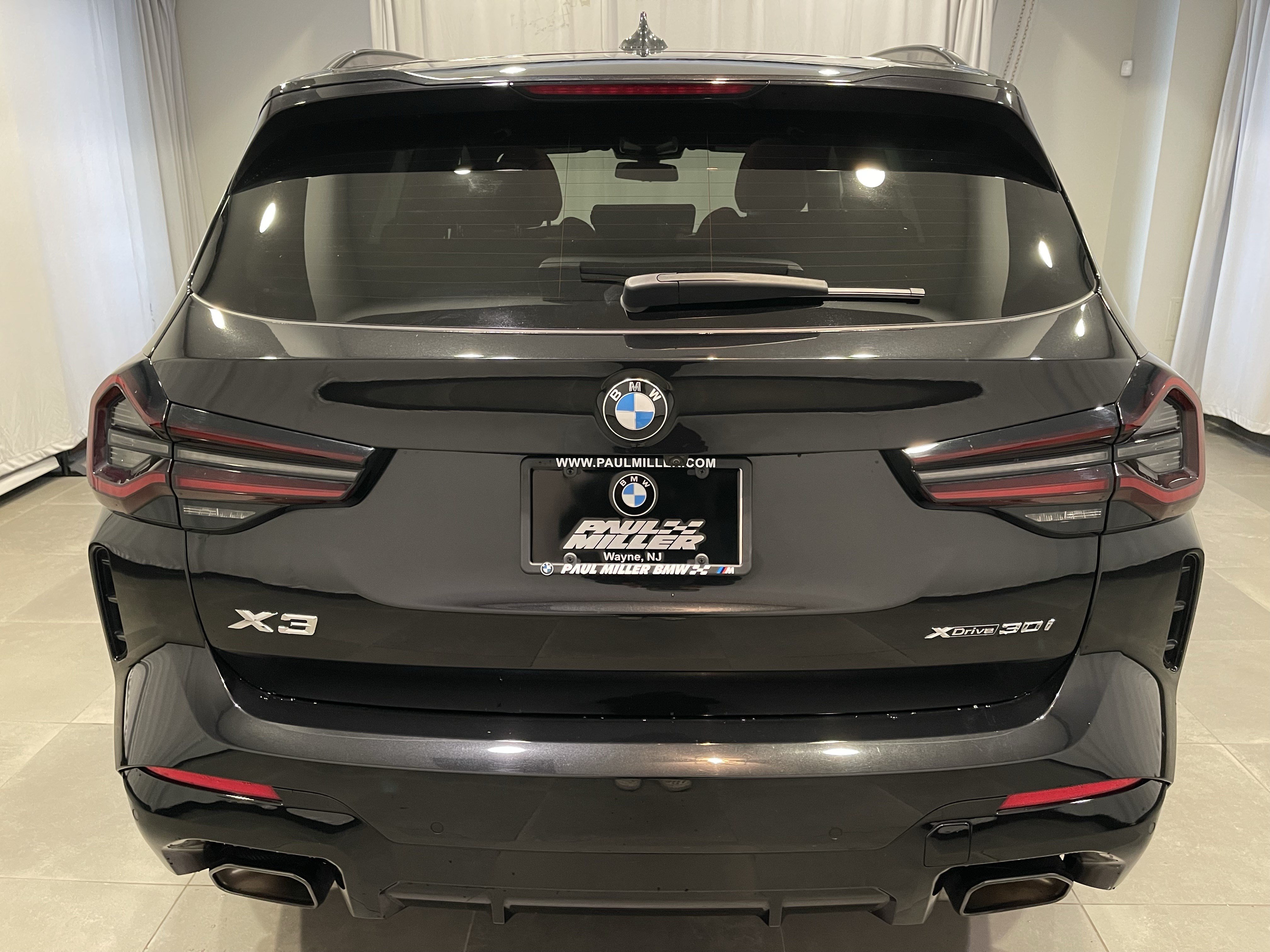 Certified 2024 BMW X3 xDrive30i w/ M Sport Package AWD/4WD image 5