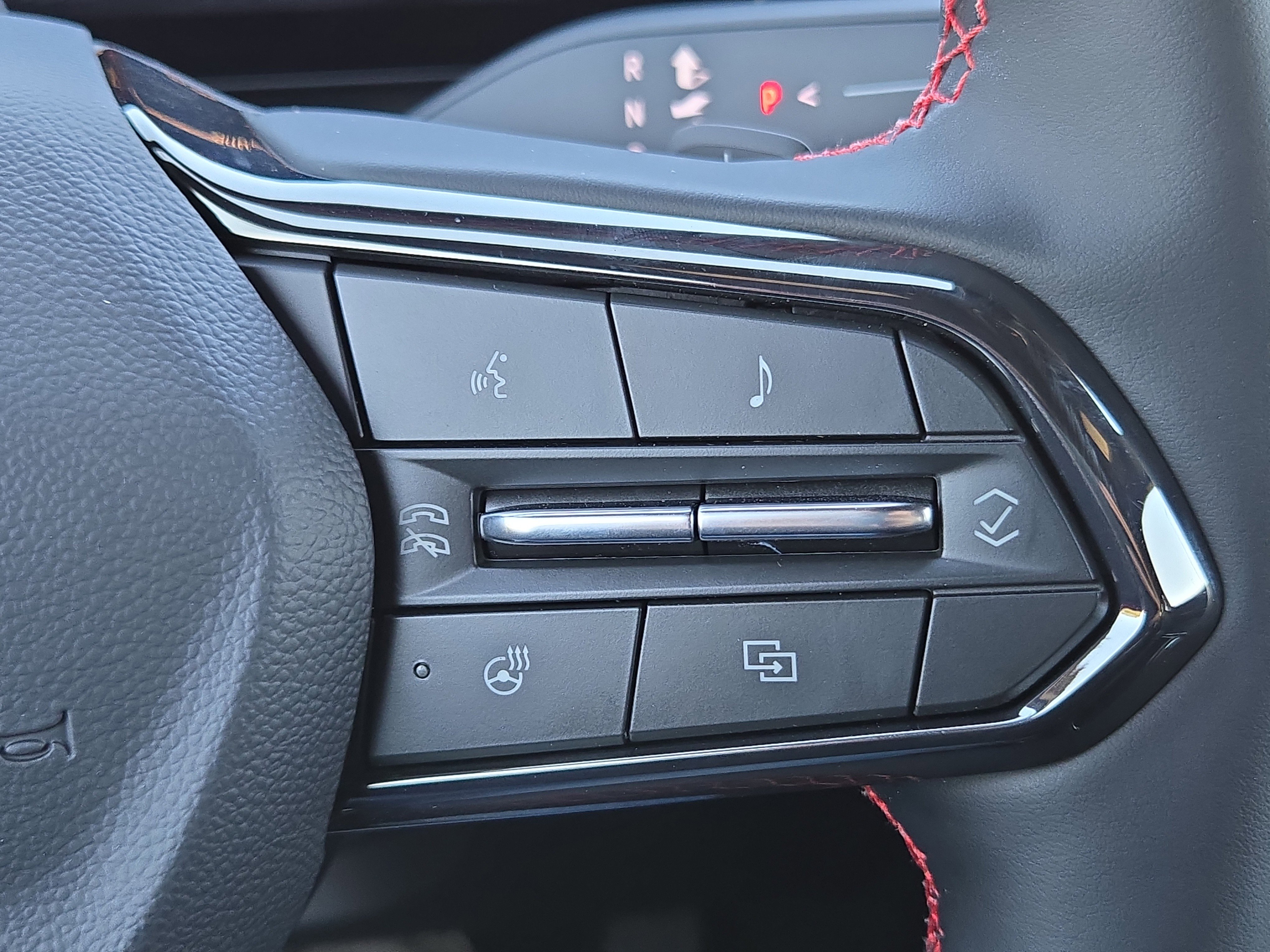 New 2026 Chevrolet Traverse RS image 27