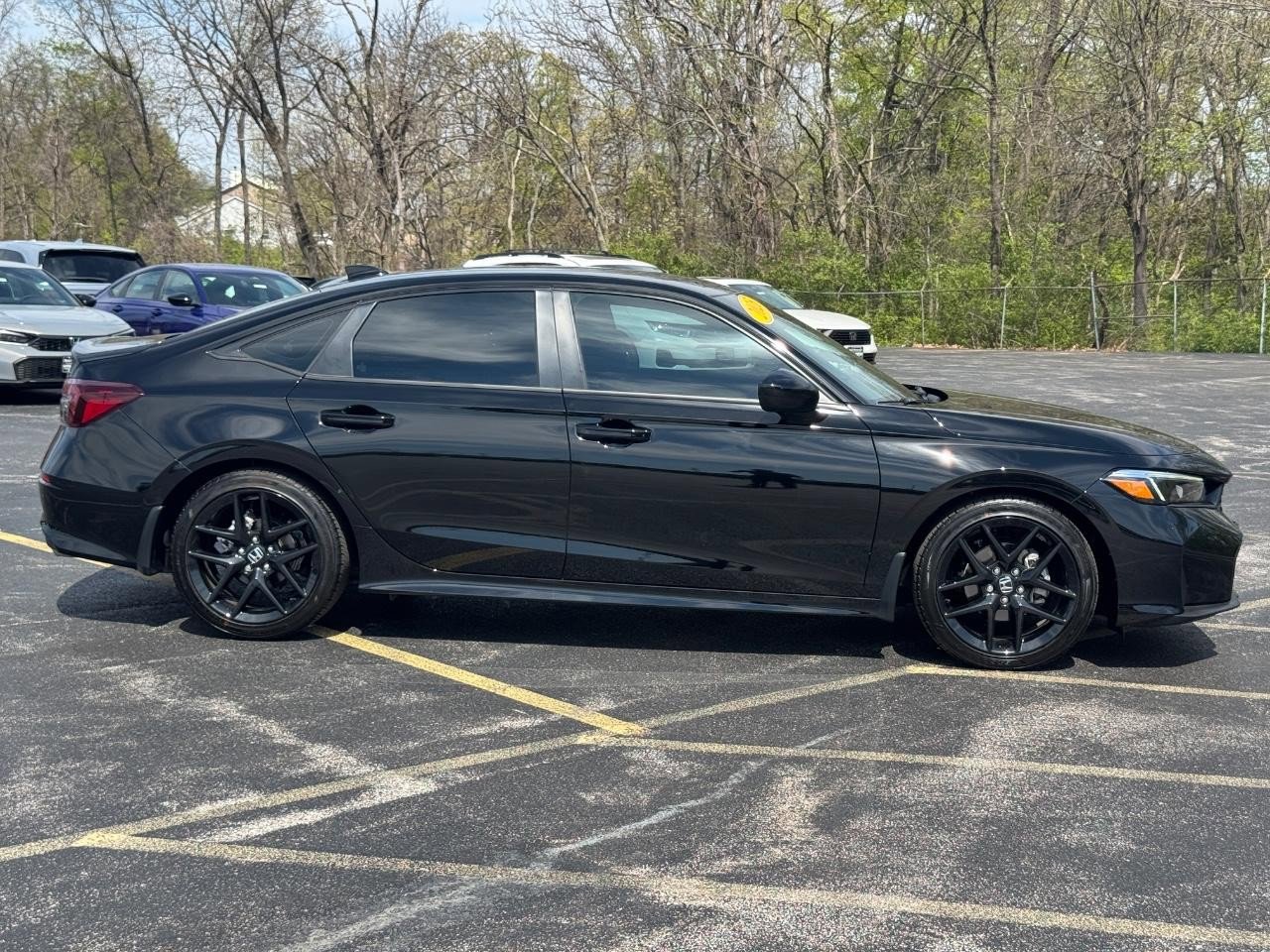 Used 2025 Honda Civic Sport image 3