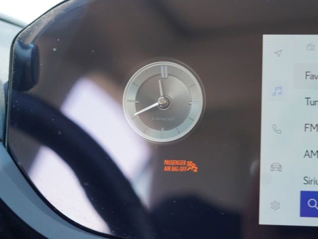 Used 2024 Lexus ES 350 w/ Premium Package FWD image 25