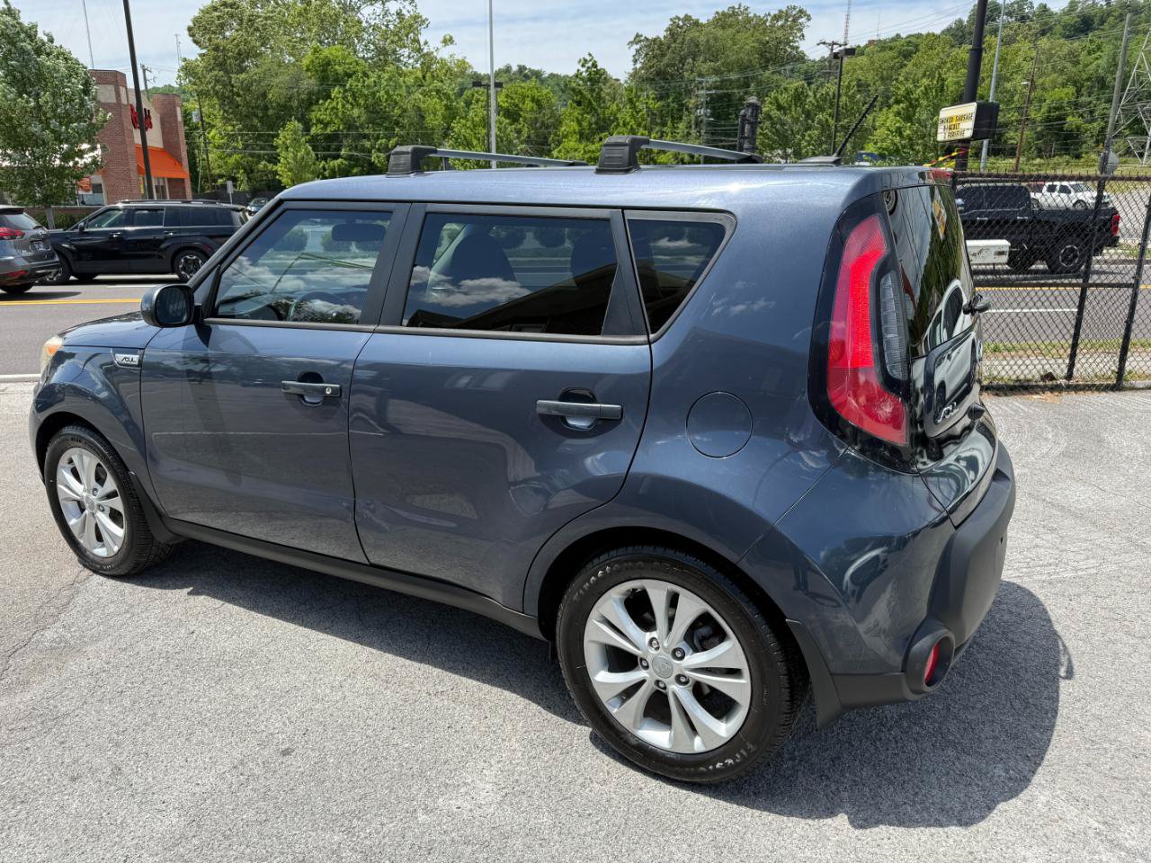 Used 2015 Kia Soul + FWD image 35