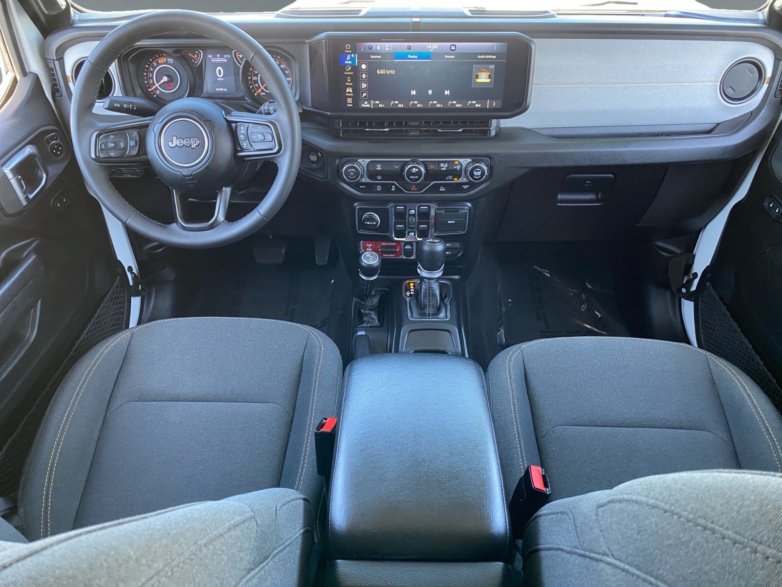 Used 2025 Jeep Wrangler Unlimited Sport AWD/4WD image 10