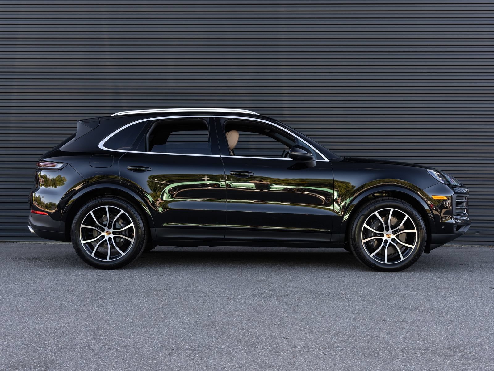New 2026 Porsche Cayenne AWD/4WD image 8