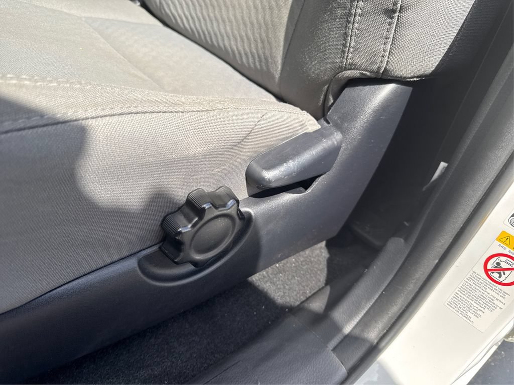 Used 2020 Toyota Tacoma SR AWD/4WD image 24