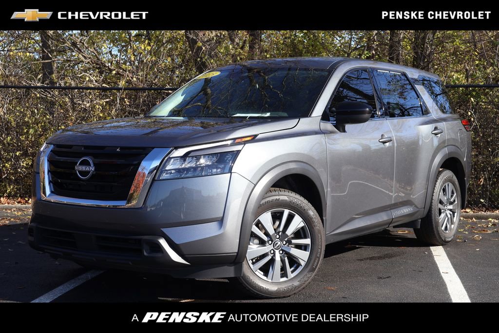 Used 2025 Nissan Pathfinder S