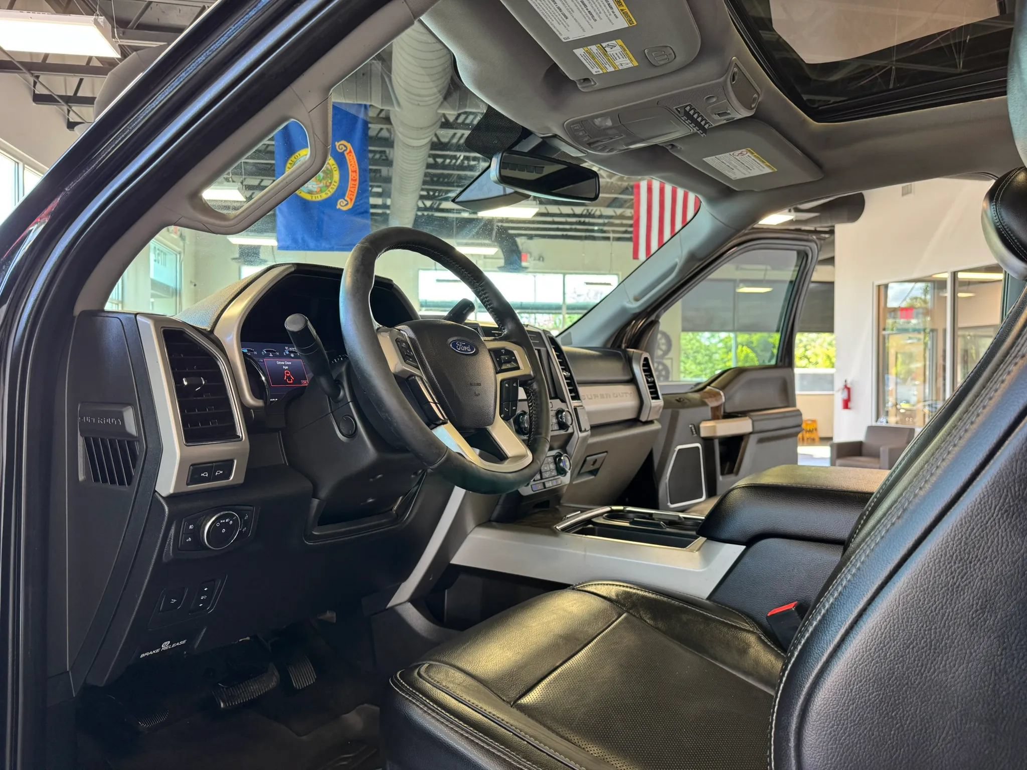 Used 2019 Ford F250 Lariat AWD/4WD image 14