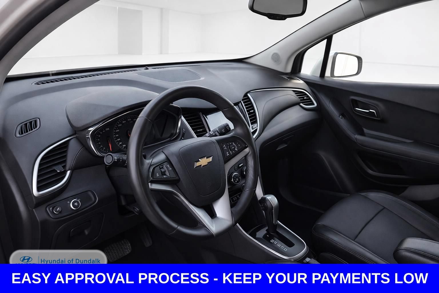 Used 2018 Chevrolet Trax LT w/ LT Convenience Package FWD image 10