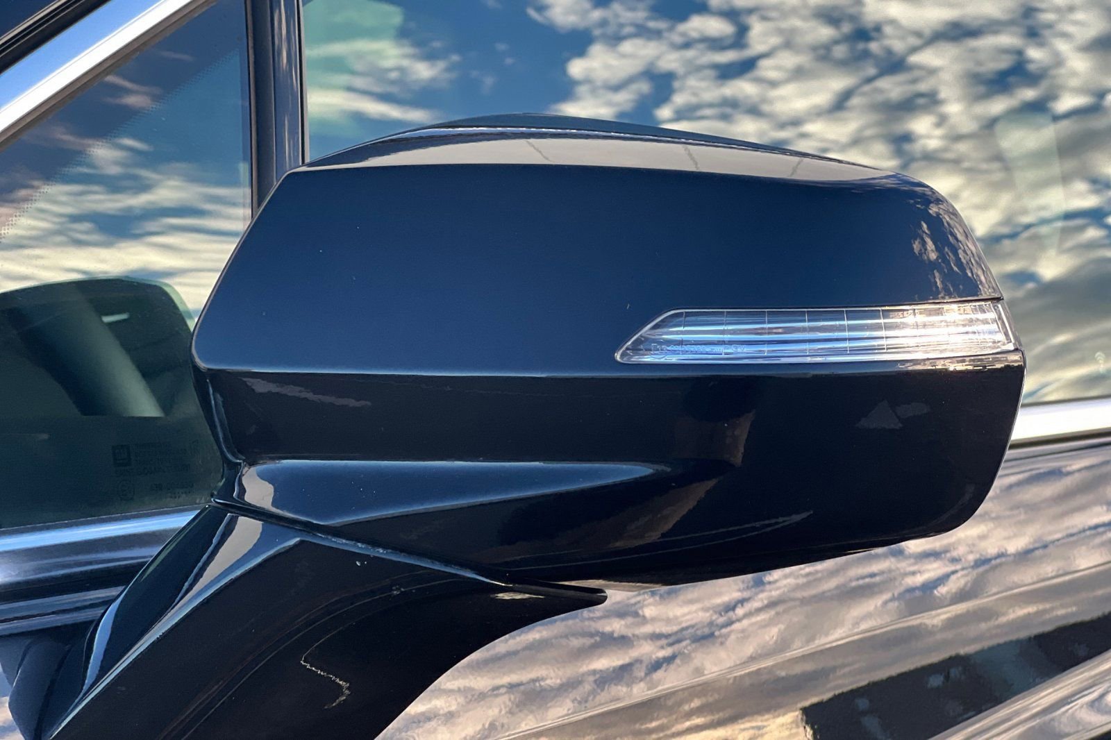 Used 2025 Cadillac XT5 Premium Luxury image 53