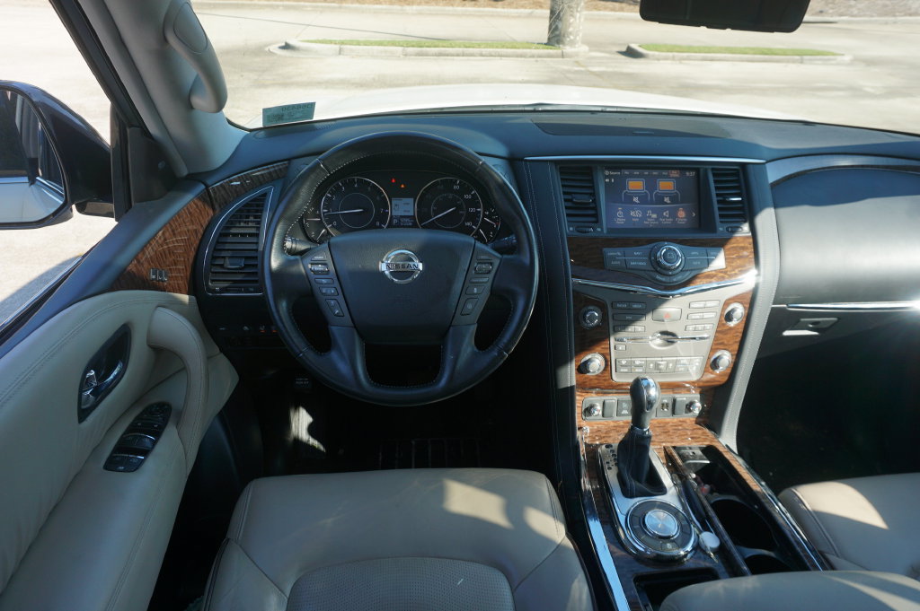 Used 2019 Nissan Armada Platinum w/ Captain's Chairs Package RWD image 5