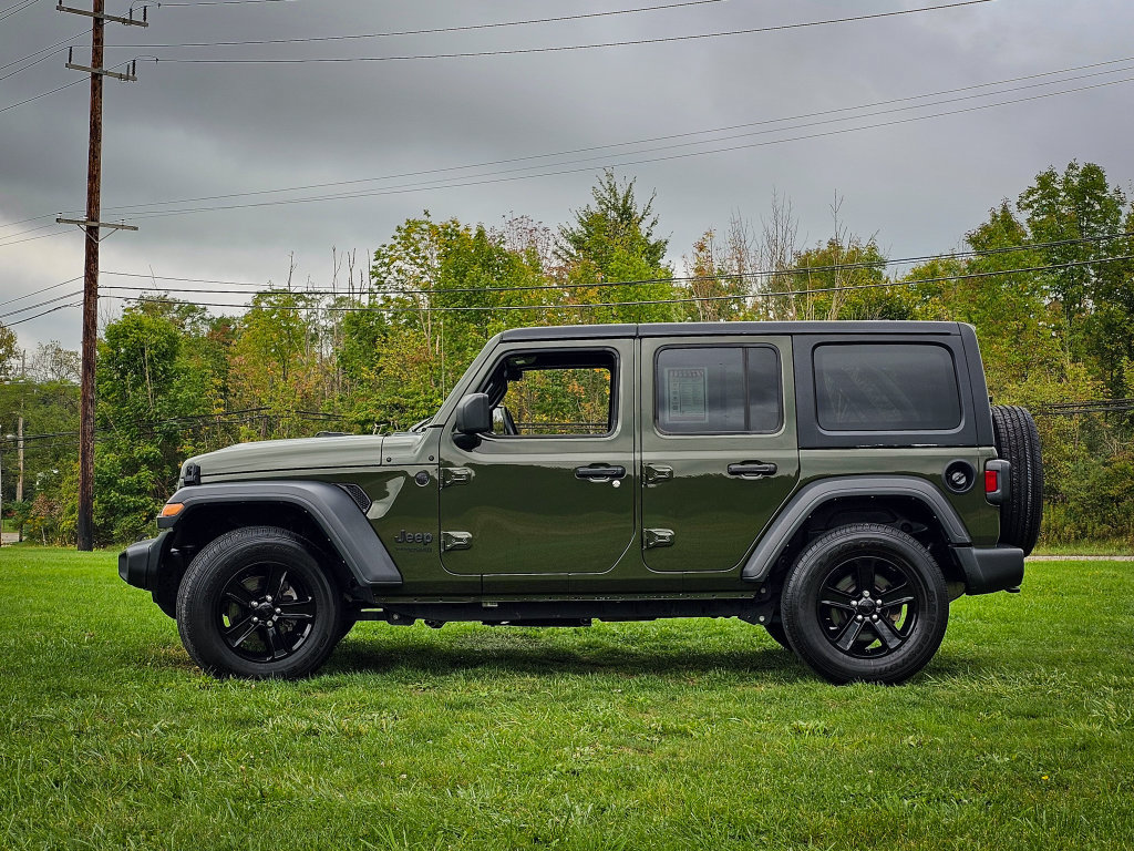 Used 2022 Jeep Wrangler Unlimited Sport AWD/4WD image 7