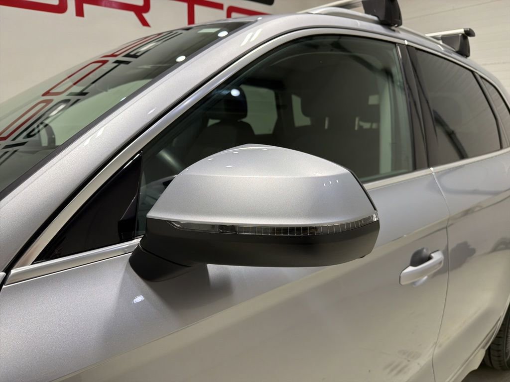 Used 2023 Audi Q5 2.0T Premium w/ Convenience Package image 8