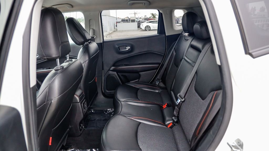 Used 2019 Jeep Compass Trailhawk image 19