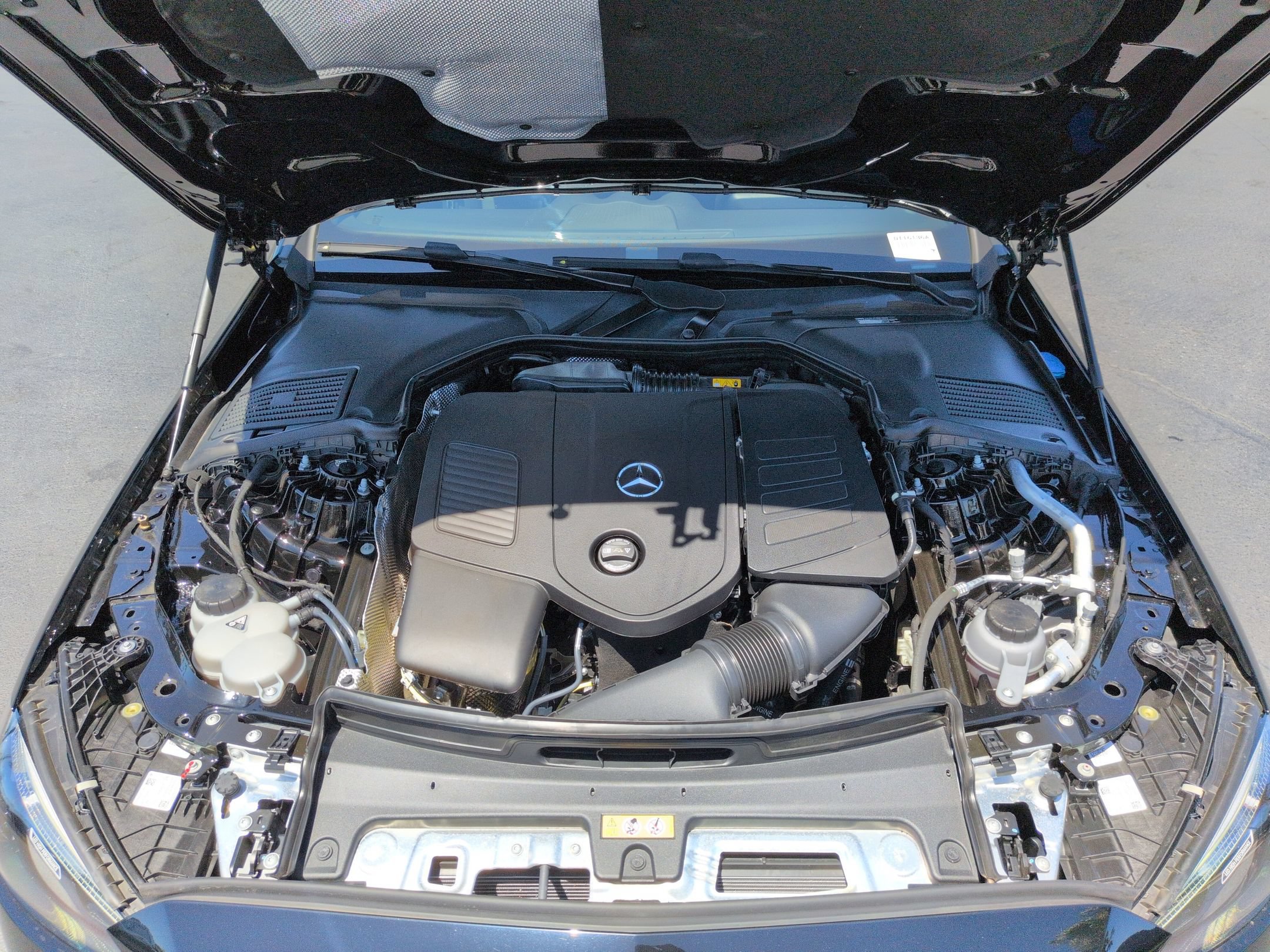 Used 2025 Mercedes-Benz C 300 Sedan image 32