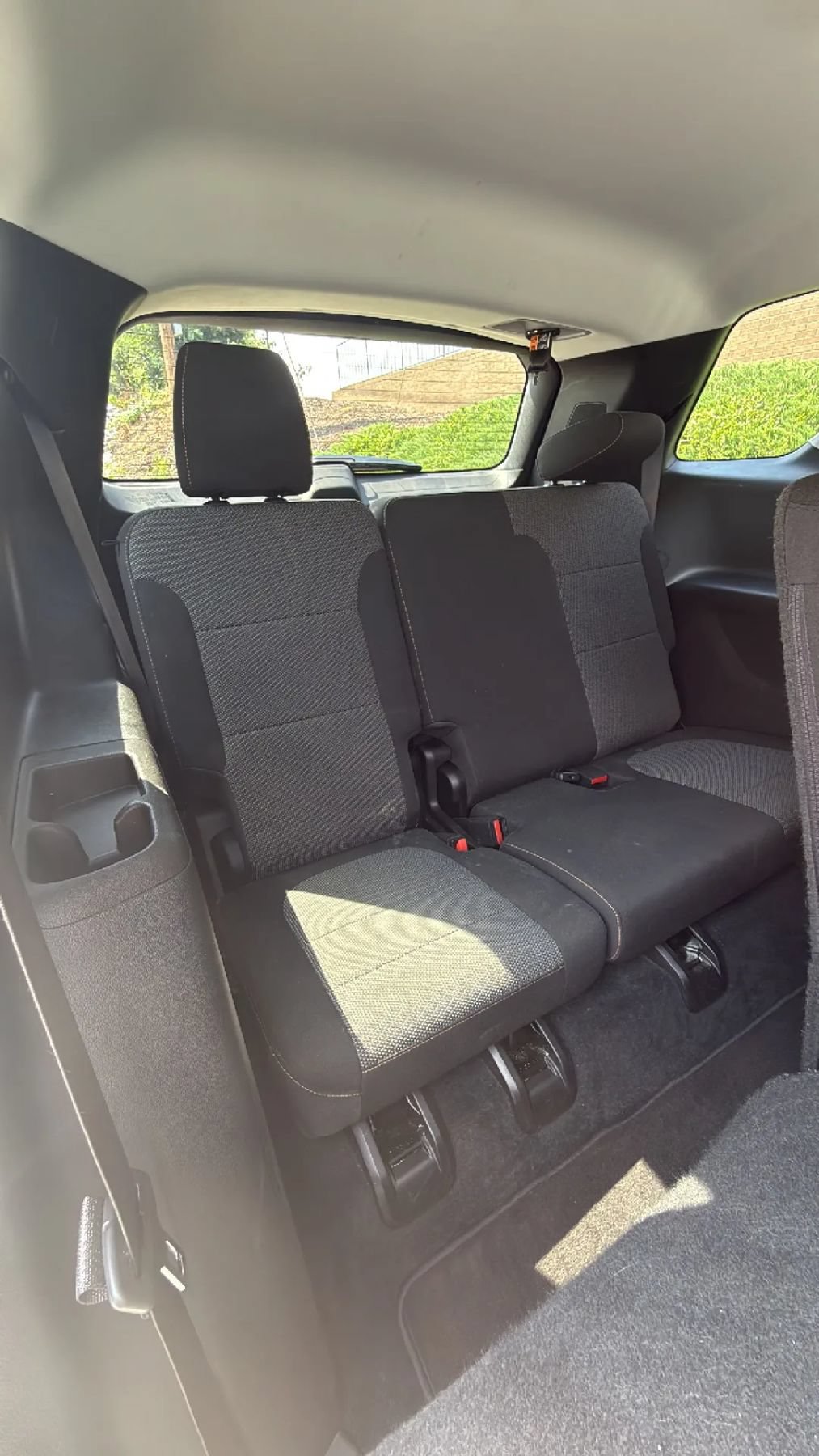 Used 2021 Chevrolet Traverse LS FWD image 32