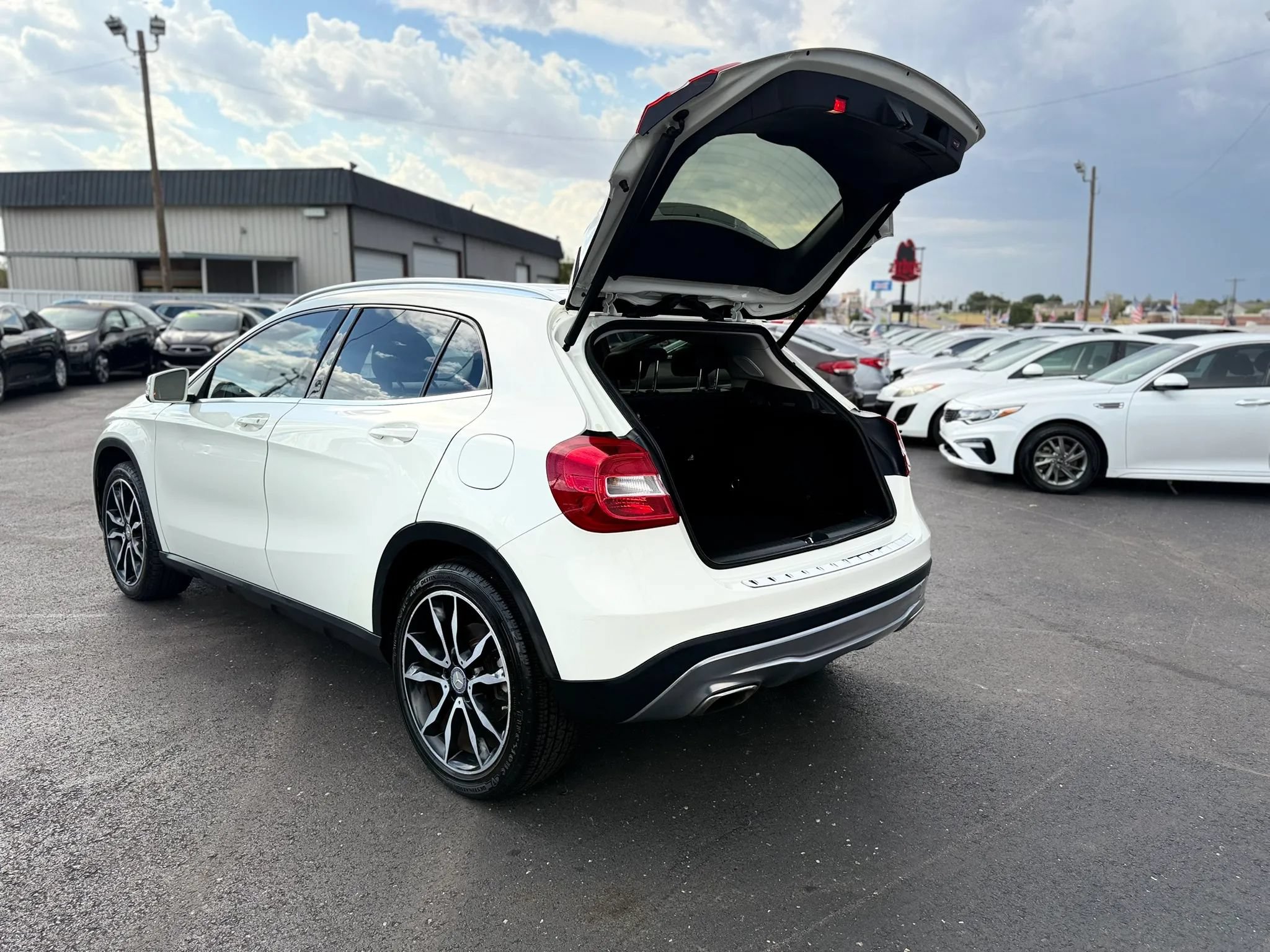 Used 2015 Mercedes-Benz GLA 250 image 7