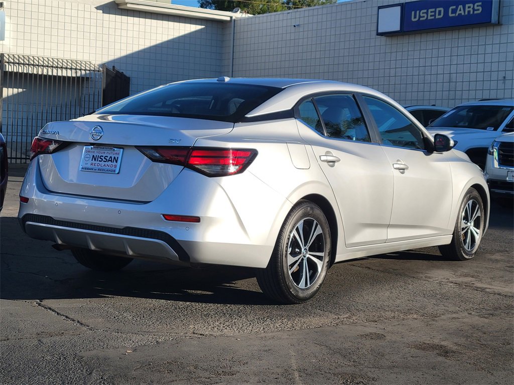 Used 2021 Nissan Sentra SV image 2