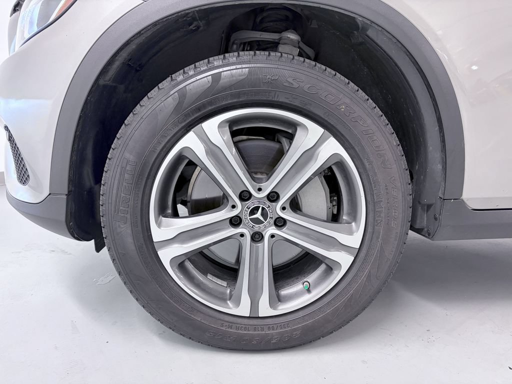Used 2019 Mercedes-Benz GLC 300 image 10