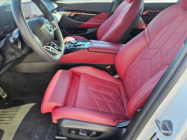 Used 2025 BMW 530i w/ M Sport Package image 16