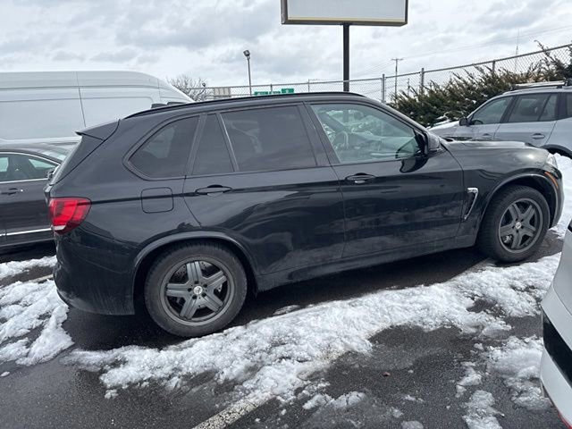 Used 2015 BMW X5 M image 10