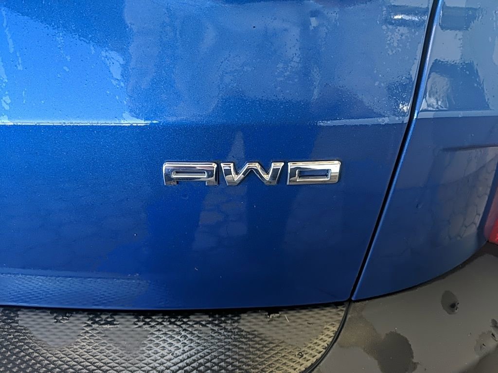 Used 2022 Ford Escape SE w/ SE Sport Appearance Package image 9