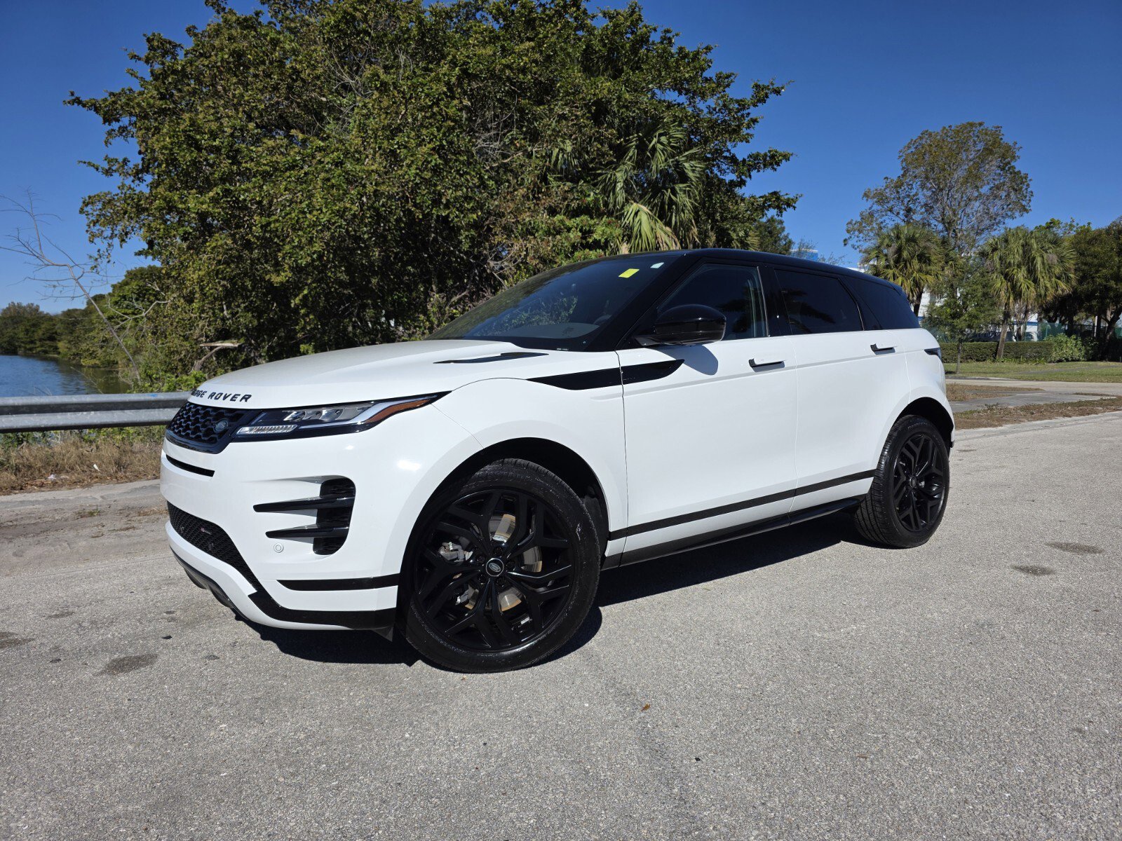 Used 2023 Land Rover Range Rover Evoque R-Dynamic S