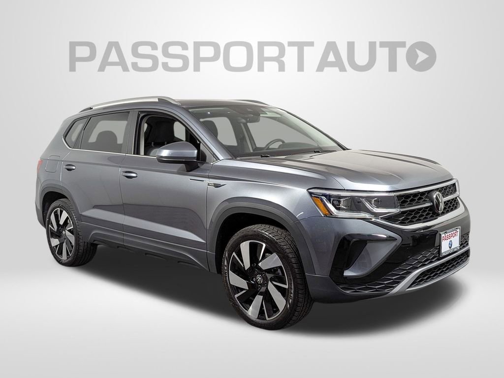 Used 2024 Volkswagen Taos SEL image 8