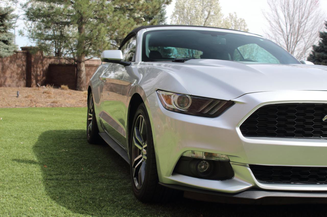 Used 2017 Ford Mustang Premium image 10