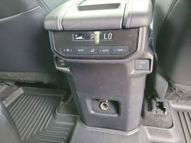 Certified 2024 Toyota Grand Highlander FWD image 32