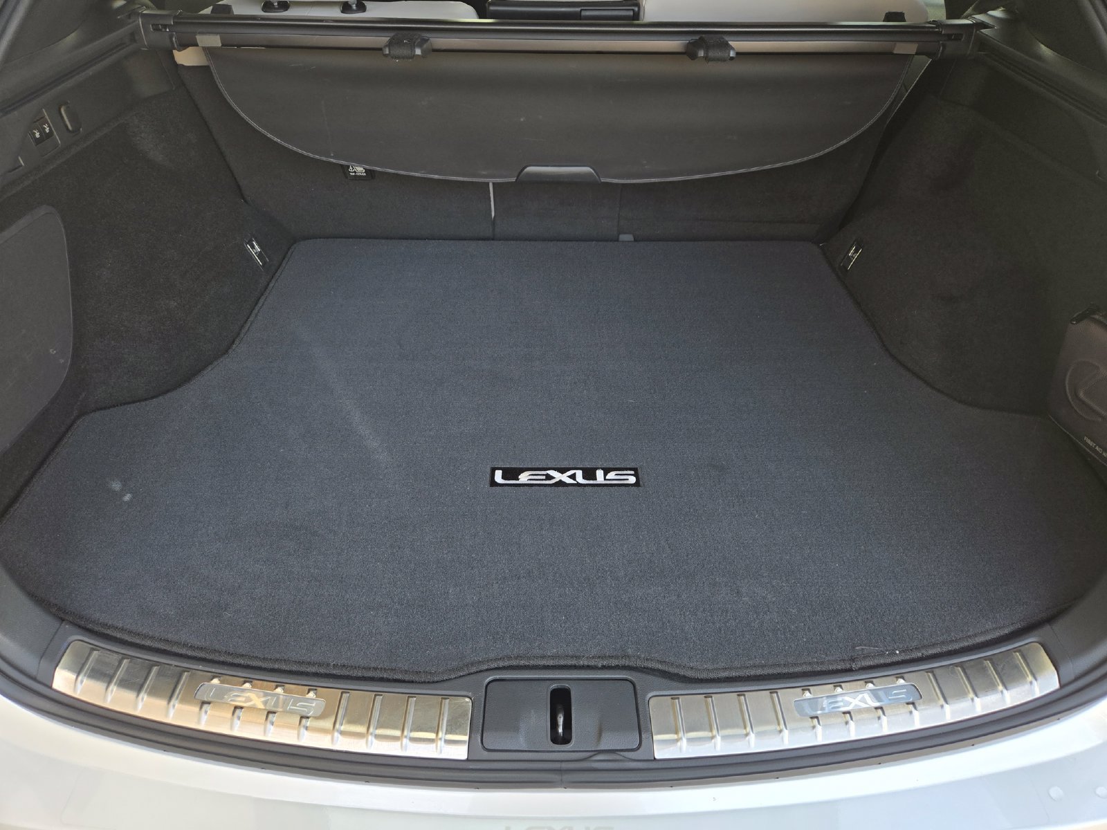Used 2023 Lexus RX 350 Premium Plus w/ Accessory Package (Z1) FWD image 28