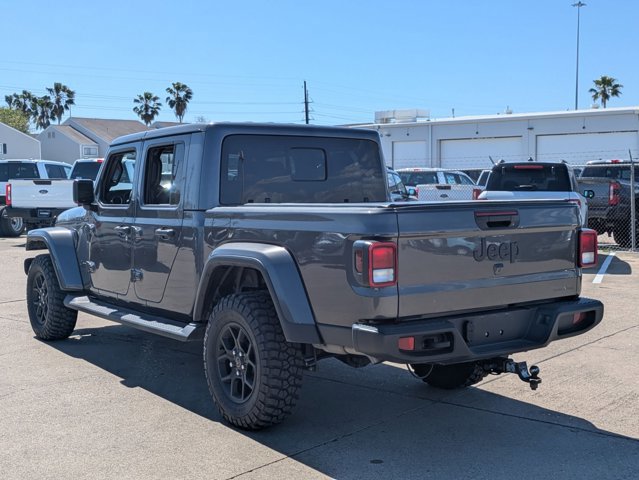 Used 2025 Jeep Gladiator Sport image 8