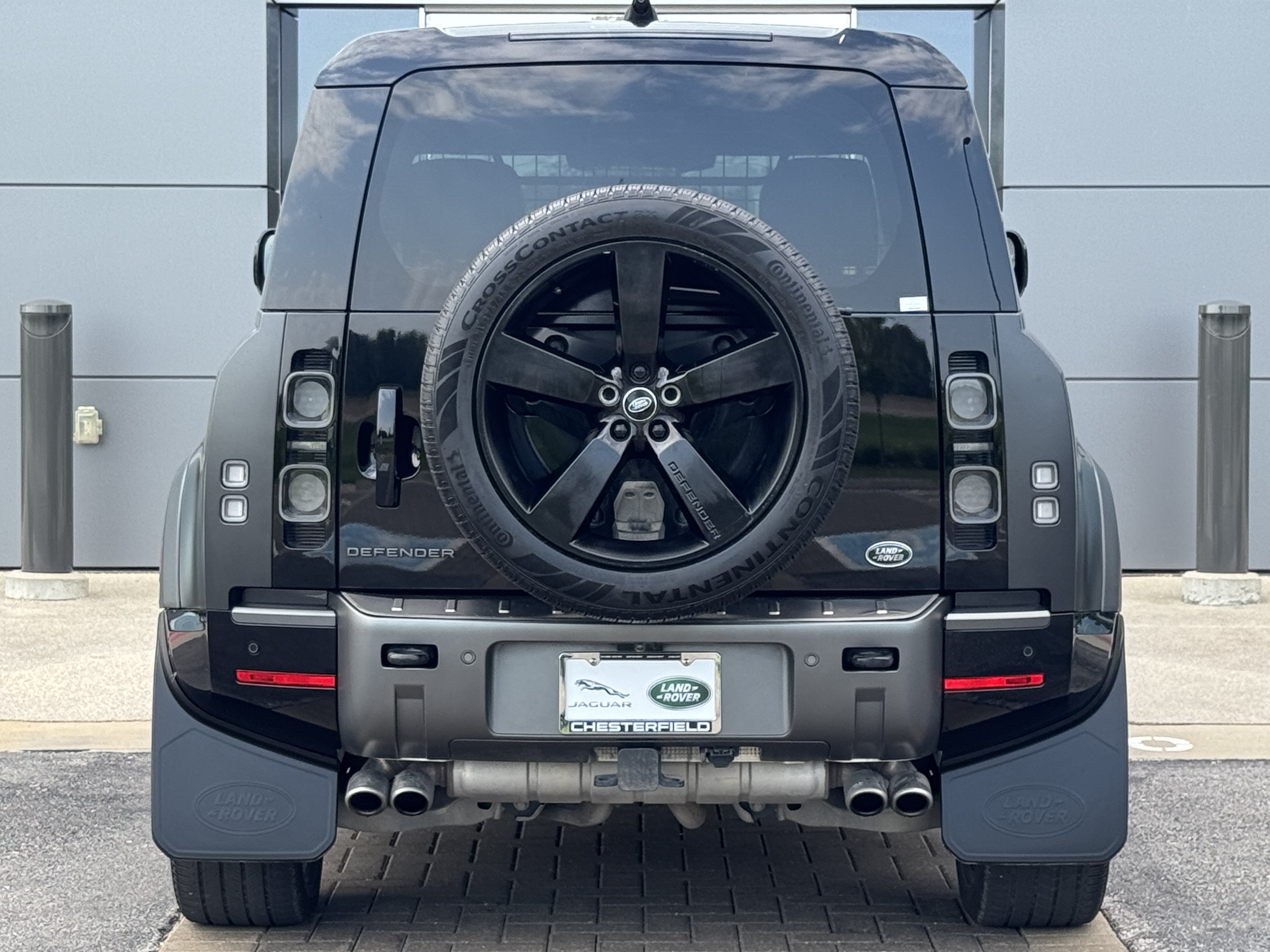 Certified 2023 Land Rover Defender 110 Carpathian Edition AWD/4WD image 7