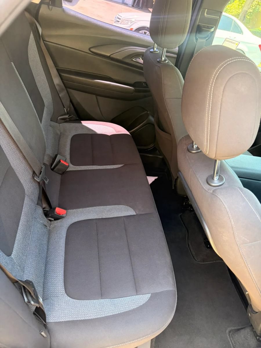 Used 2022 Chevrolet TrailBlazer LS FWD image 7