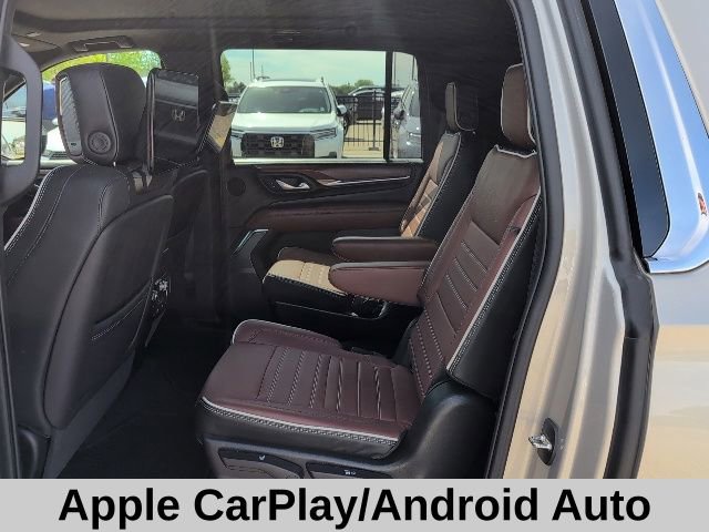 Used 2023 GMC Yukon XL Denali Ultimate AWD/4WD image 13