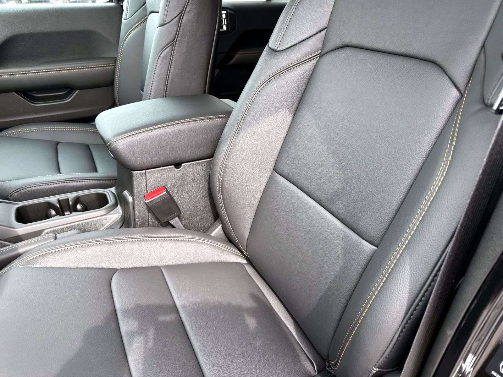 New 2026 Jeep Wrangler Unlimited Sahara image 12