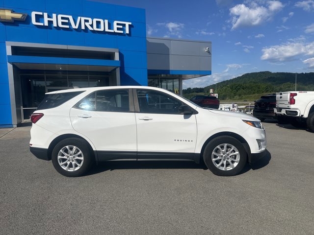 Used 2020 Chevrolet Equinox LS w/ LPO, Roadside Safety Package AWD/4WD image 3