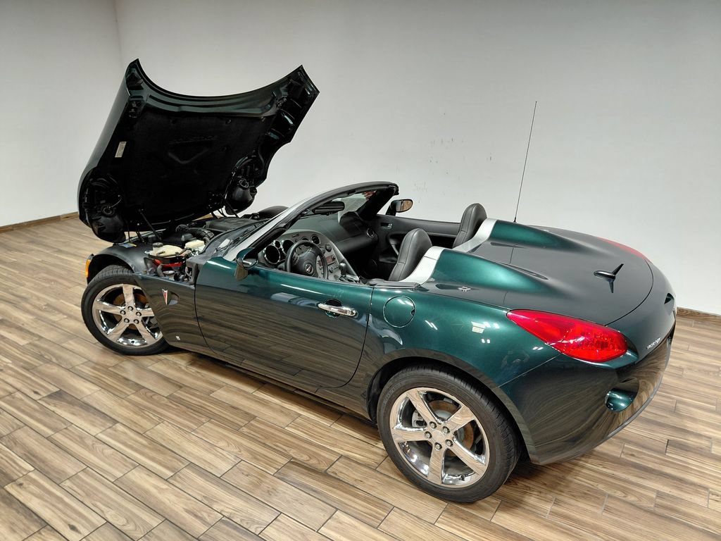 Used 2007 Pontiac Solstice Convertible w/ Premium Package RWD image 20