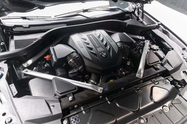 Used 2021 BMW X5 M50i AWD/4WD image 38