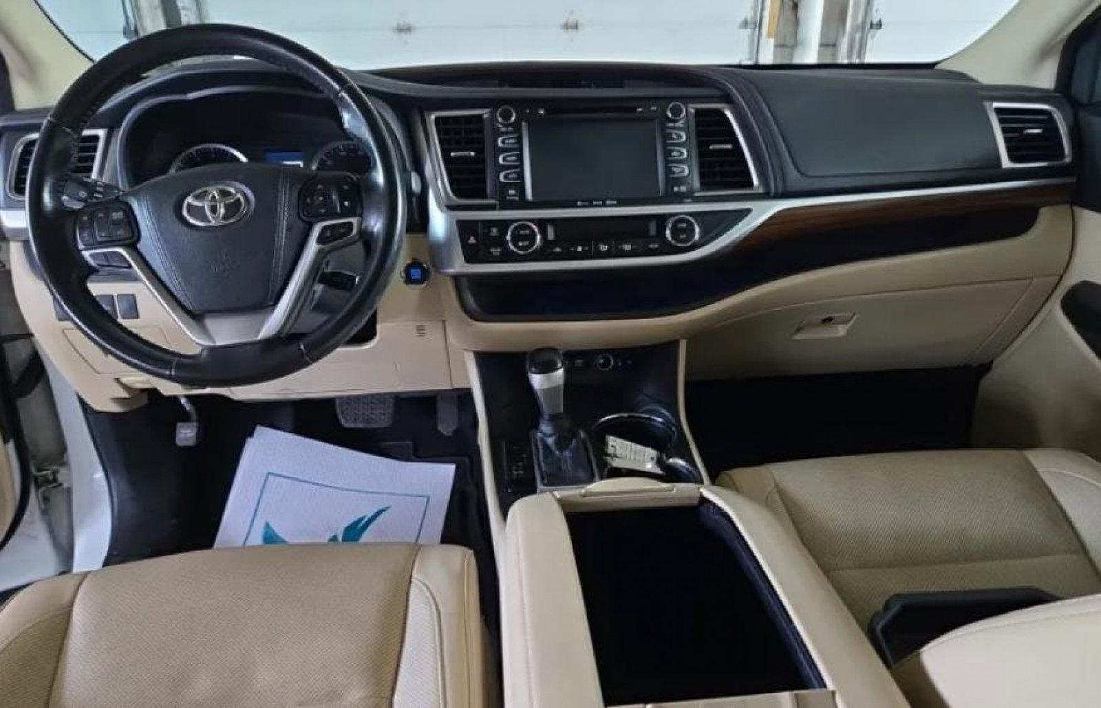 Used 2018 Toyota Highlander Limited AWD/4WD image 9