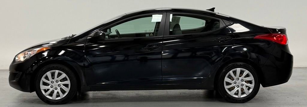 Used 2013 Hyundai Elantra GLS FWD image 1